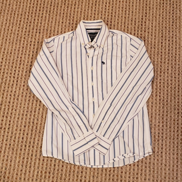 ABERCROMBIE BUTTON DOWN BOYS SHIRT - Picture 2 of 2